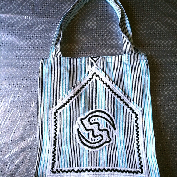 Cali Native American Tote bag - Picture 1 of 6